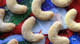 Thumbnail image for Vanillekipferl – Happy 4th of Advent