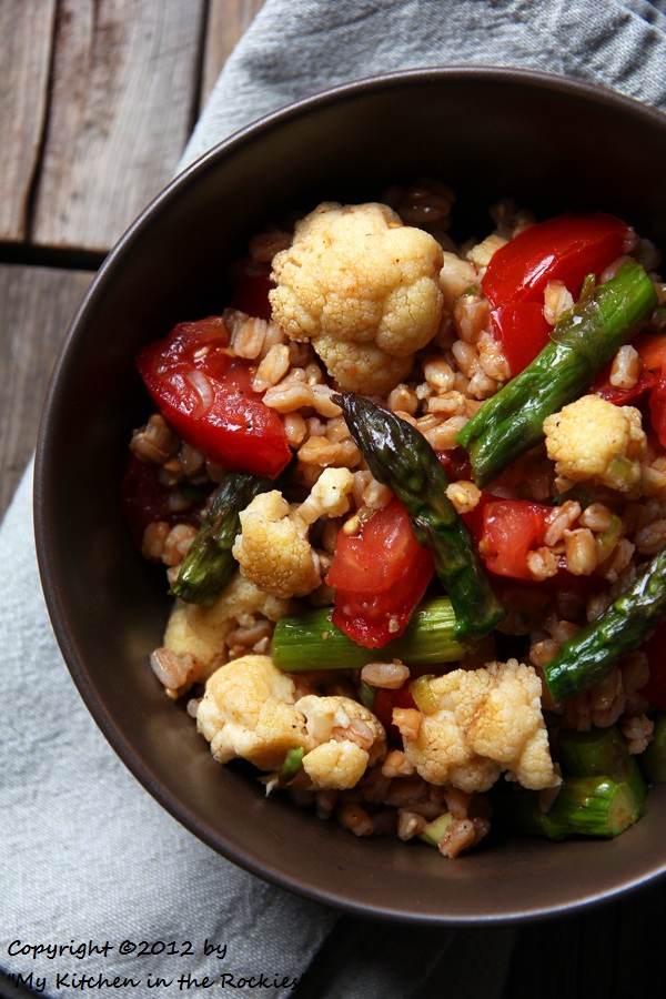 Farro salad with roasted veggies