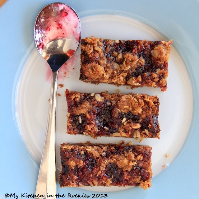 Huckleberry Streusel Bars